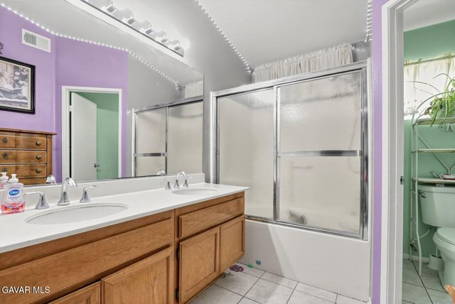 1048 Holloway Avenue, Rosamond, CA 93560