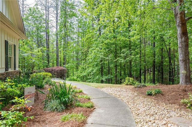 107 Georgetown Drive, Dallas, GA 30132