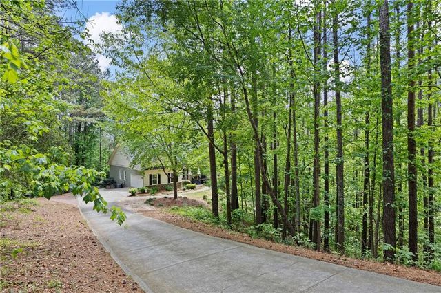 107 Georgetown Drive, Dallas, GA 30132