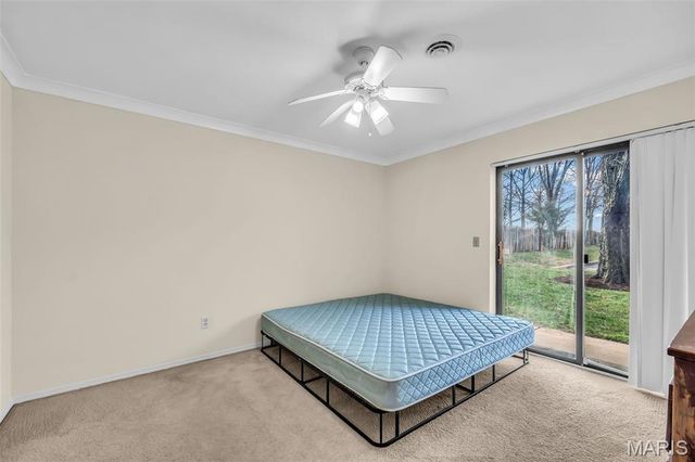 2339 Kratky Road A, St Louis, MO 63114