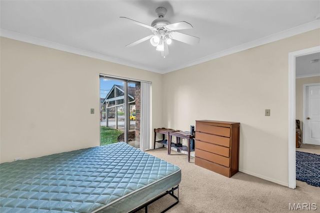 2339 Kratky Road A, St Louis, MO 63114