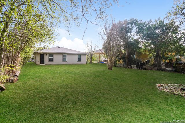 728 Newton, Seguin, TX 78155