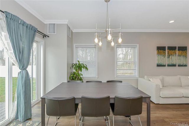 1246 Oakfield Avenue, Wantagh, NY 11793