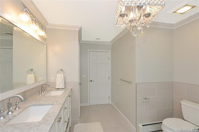 1246 Oakfield Avenue, Wantagh, NY 11793