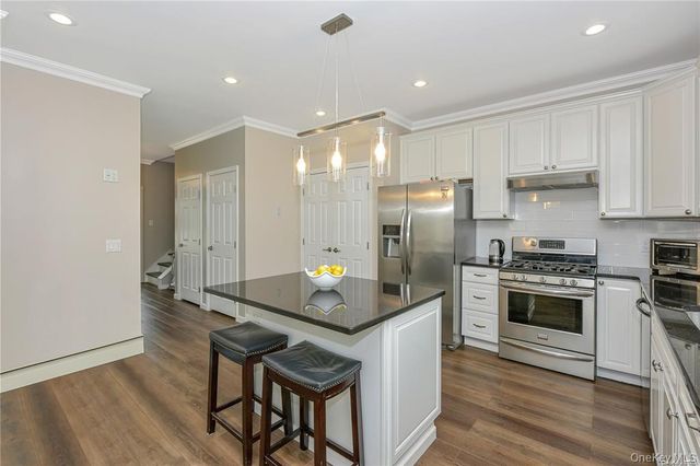 1246 Oakfield Avenue, Wantagh, NY 11793