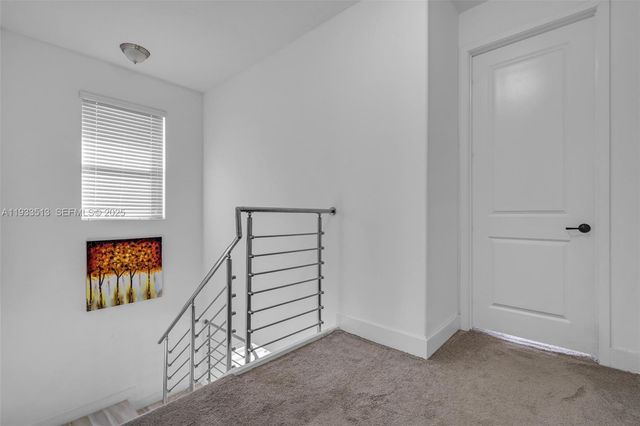 3332 W 95th Ter, Hialeah, FL 33018