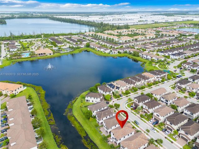 3332 W 95th Ter, Hialeah, FL 33018