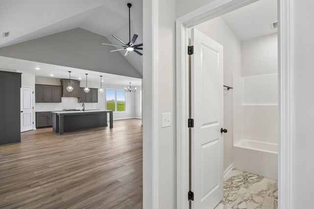 124 Lookout Drive, Winchester, TN 37398