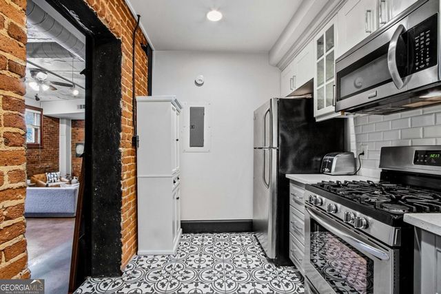 908 Juniper Street NE APT 4, Atlanta, GA 30309