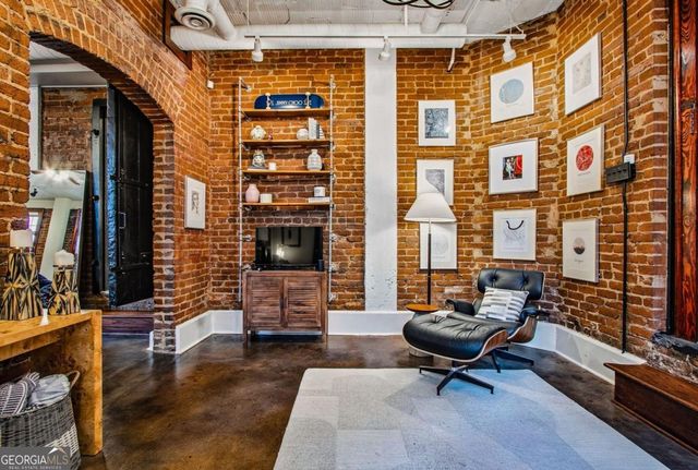 908 Juniper Street NE APT 4, Atlanta, GA 30309