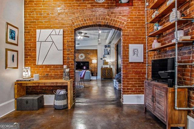 908 Juniper Street NE APT 4, Atlanta, GA 30309