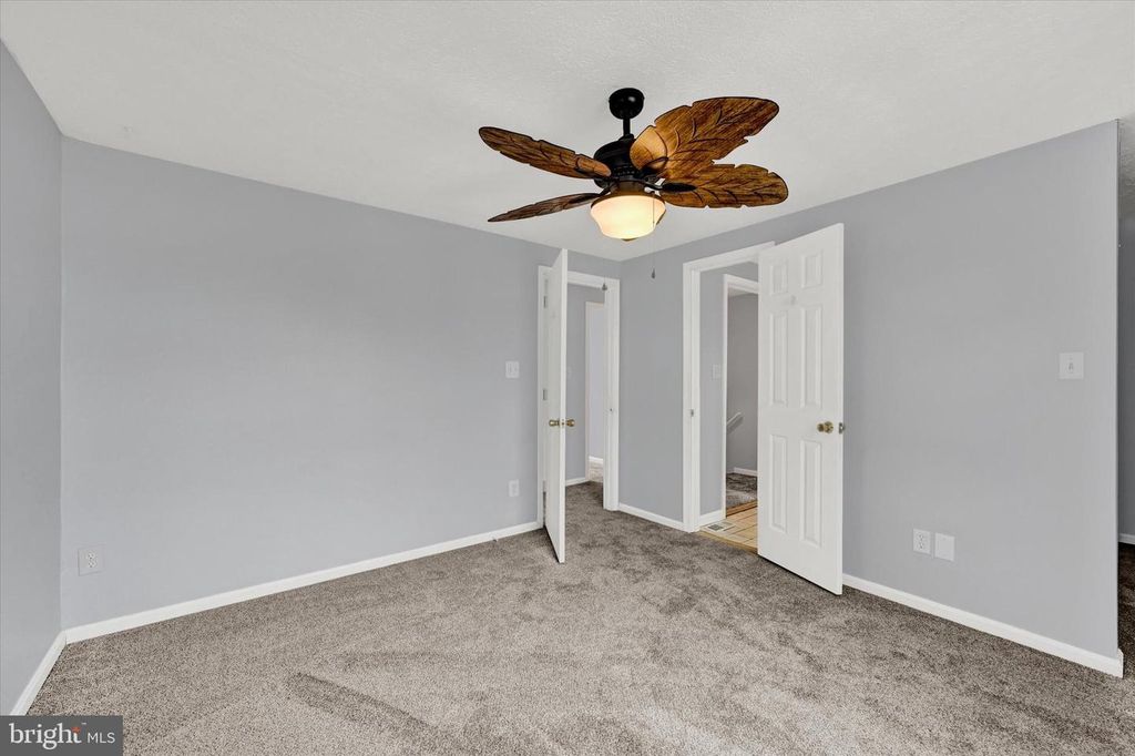 Image 15 of property listing at 128 RAVENSWOOD CT, Joppa, MD 21085