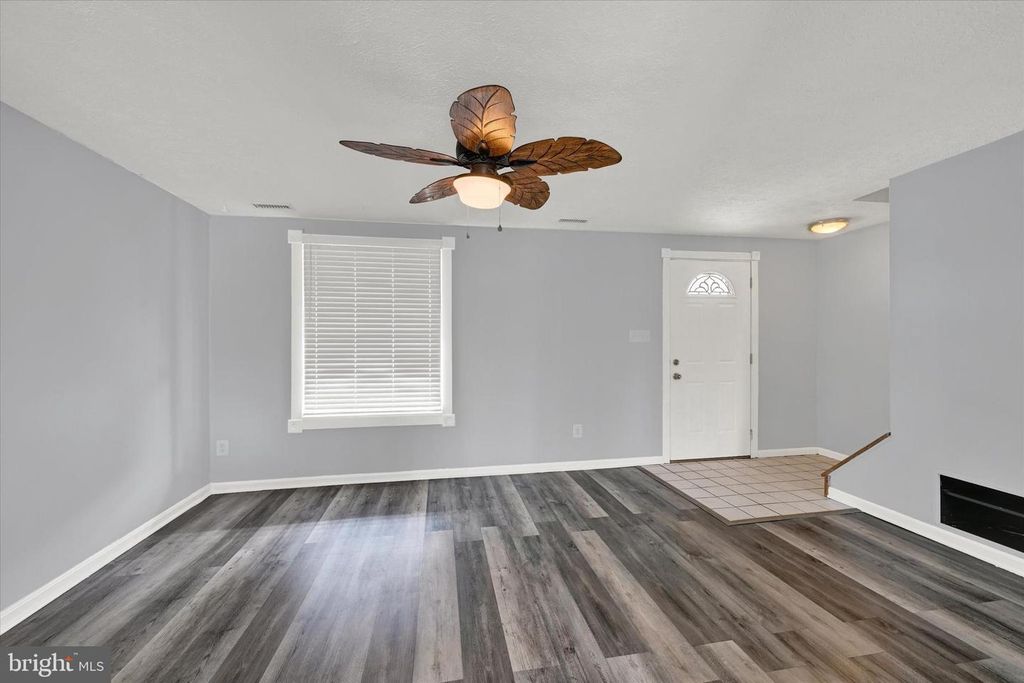 Image 20 of property listing at 128 RAVENSWOOD CT, Joppa, MD 21085