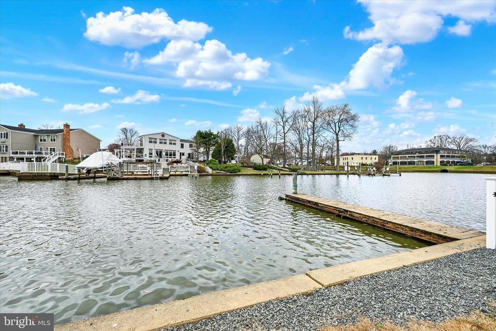 Image 27 of property listing at 128 RAVENSWOOD CT, Joppa, MD 21085