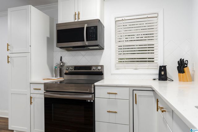 115 HILLSIDE ROAD, Bessemer, AL 35020