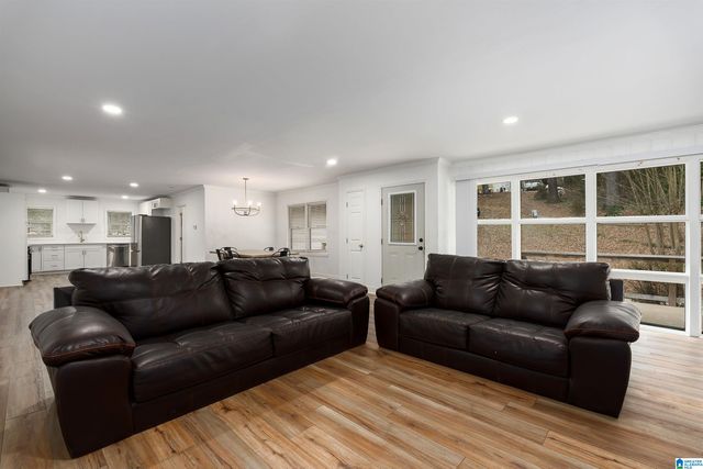 115 HILLSIDE ROAD, Bessemer, AL 35020