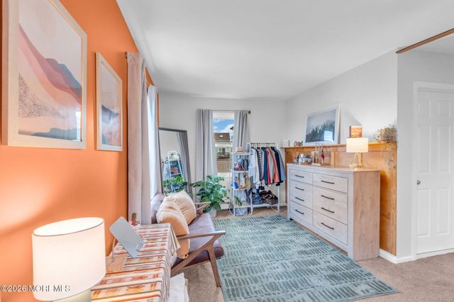 113 Victoria Place, Union Beach, NJ 07735