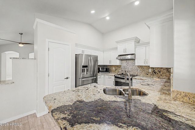 8160 W MARY ANN Drive, Peoria, AZ 85382
