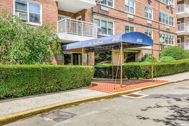 3935 BLACKSTONE Avenue # 4K, New York City, NY 10471