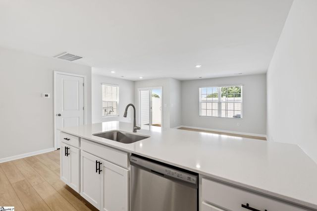 401 Mopar Lane, Greer, SC 29651