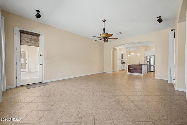 18418 W CINNABAR Avenue, Waddell, AZ 85355