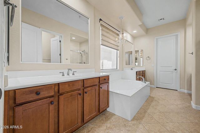 18418 W CINNABAR Avenue, Waddell, AZ 85355
