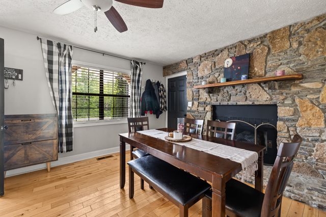 510 Deshea Creek Rd, Gallatin, TN 37066