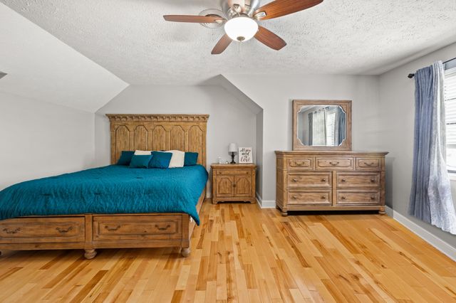 510 Deshea Creek Rd, Gallatin, TN 37066