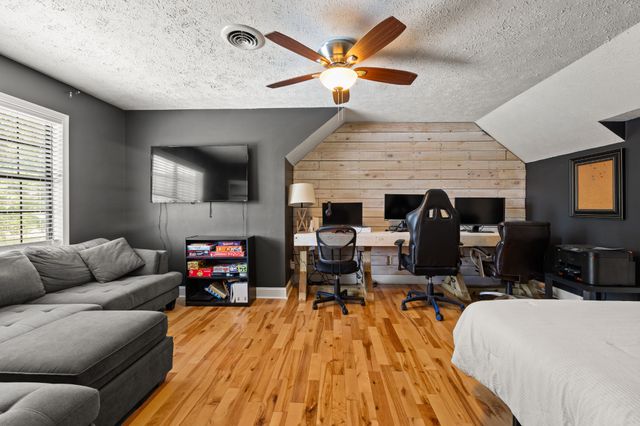 510 Deshea Creek Rd, Gallatin, TN 37066