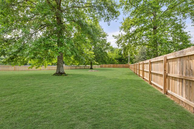 510 Deshea Creek Rd, Gallatin, TN 37066