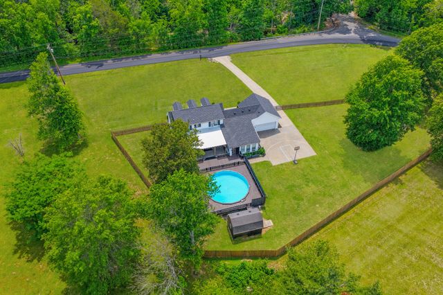 510 Deshea Creek Rd, Gallatin, TN 37066