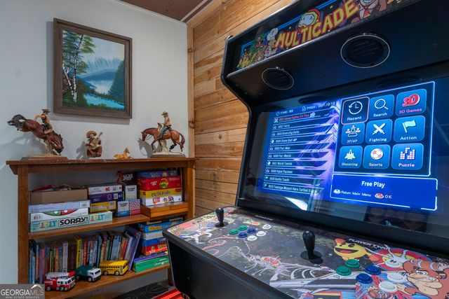 444 Miners Mountain Road, Sautee Nacoochee, GA 30571