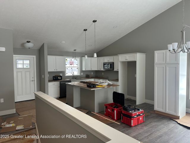 1465 Superior Drive 17, St. Johns, MI 48879