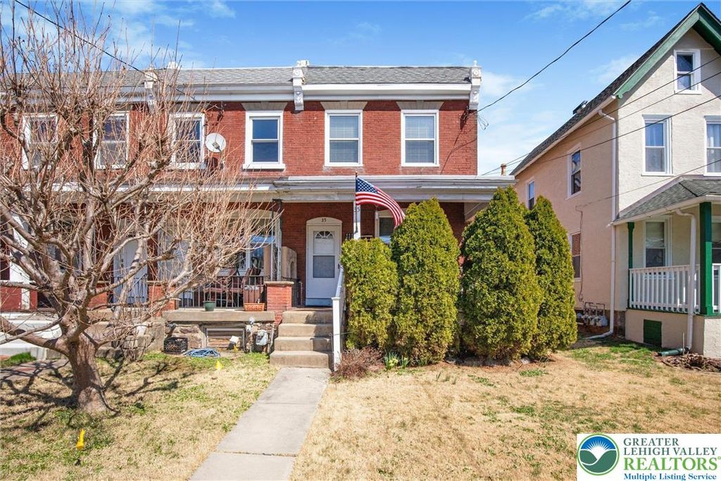 35 North Ridge, Ambler Boro, PA 19002