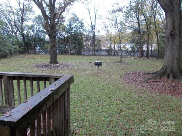 2746 Dogwood Avenue, Charlotte, NC 28206