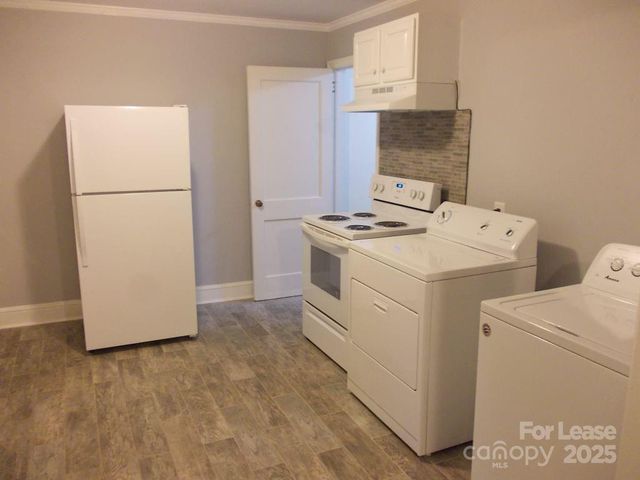 2746 Dogwood Avenue, Charlotte, NC 28206