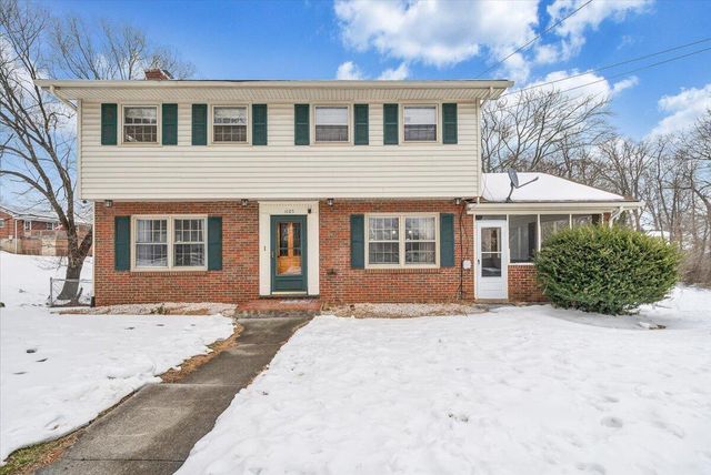 1685 Sigmon RD, Roanoke, VA 24017