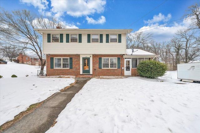 1685 Sigmon RD, Roanoke, VA 24017