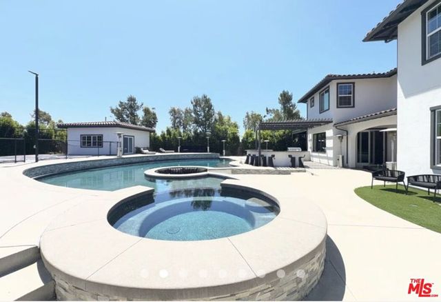248 Snapdragon Lane, Glendora, CA 91741