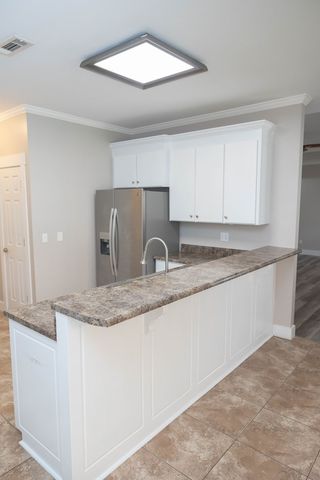 62 Granite Court, Dothan, AL 36303