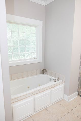 62 Granite Court, Dothan, AL 36303