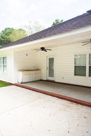 62 Granite Court, Dothan, AL 36303