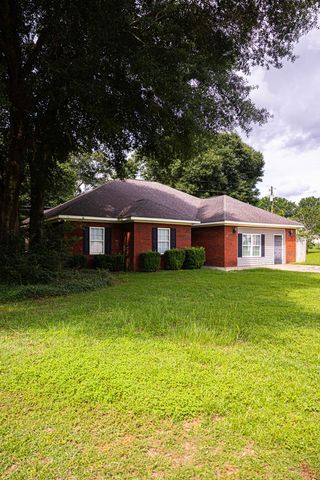 62 Granite Court, Dothan, AL 36303