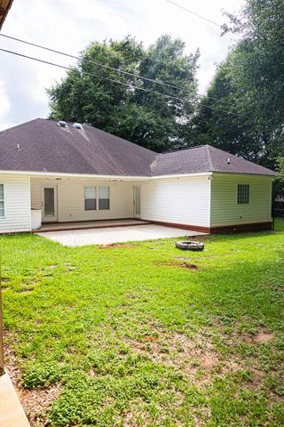 62 Granite Court, Dothan, AL 36303