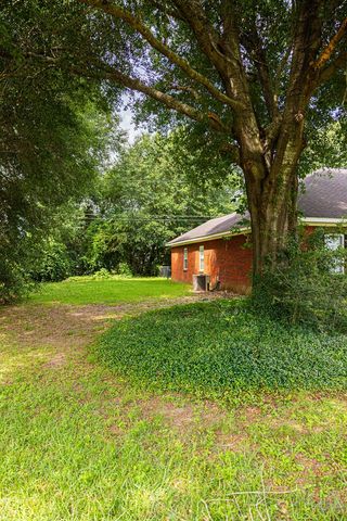 62 Granite Court, Dothan, AL 36303