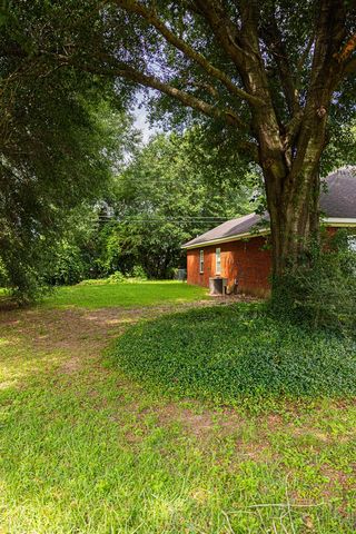 62 Granite Court, Dothan, AL 36303