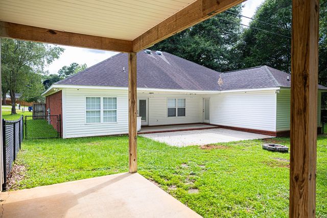 62 Granite Court, Dothan, AL 36303