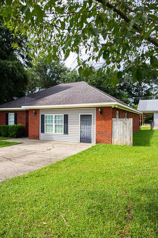 62 Granite Court, Dothan, AL 36303