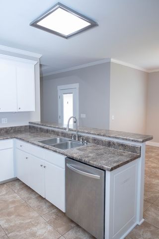 62 Granite Court, Dothan, AL 36303