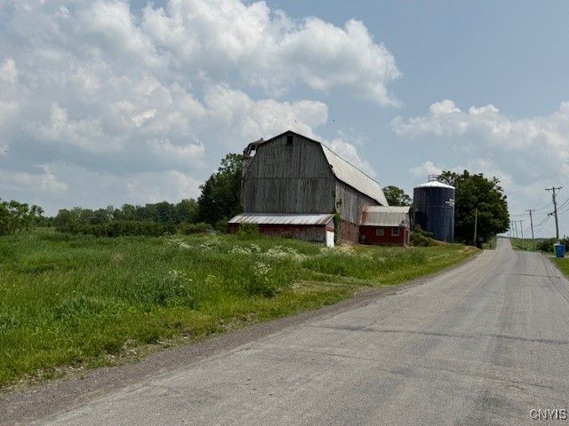 4634 Roberts Road, Fenner, NY 13035